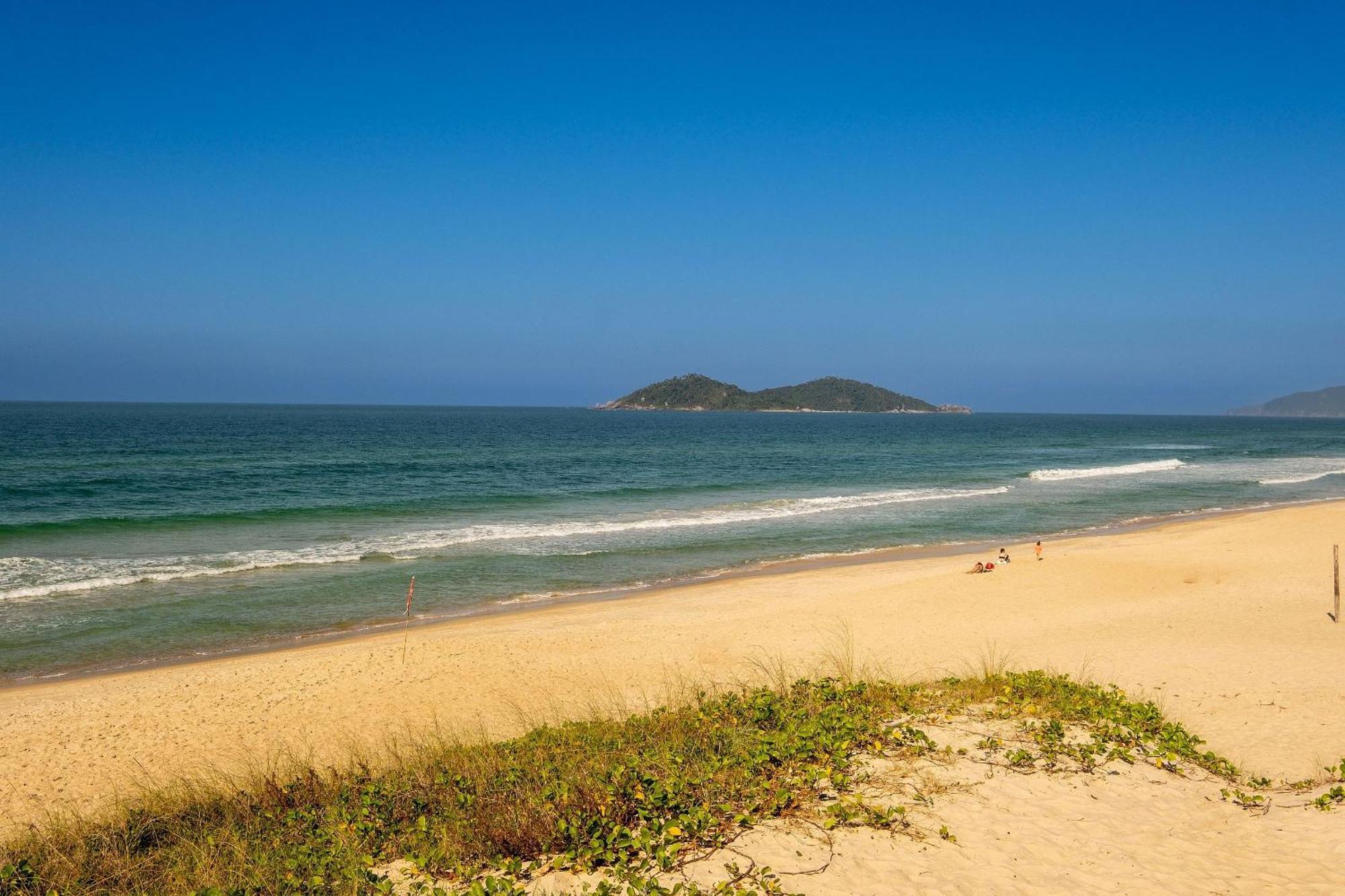Apartamento Alto Padrao Pe Na Areia Em Floripa Irb205