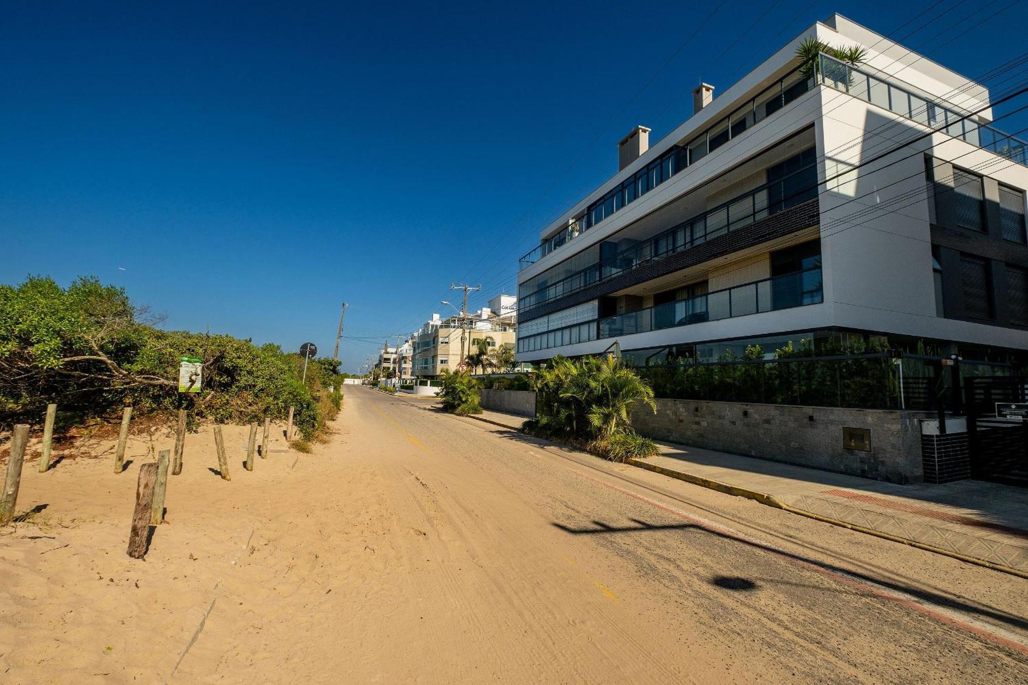Alto Padrao Pe Na Areia Em Floripa Irb205