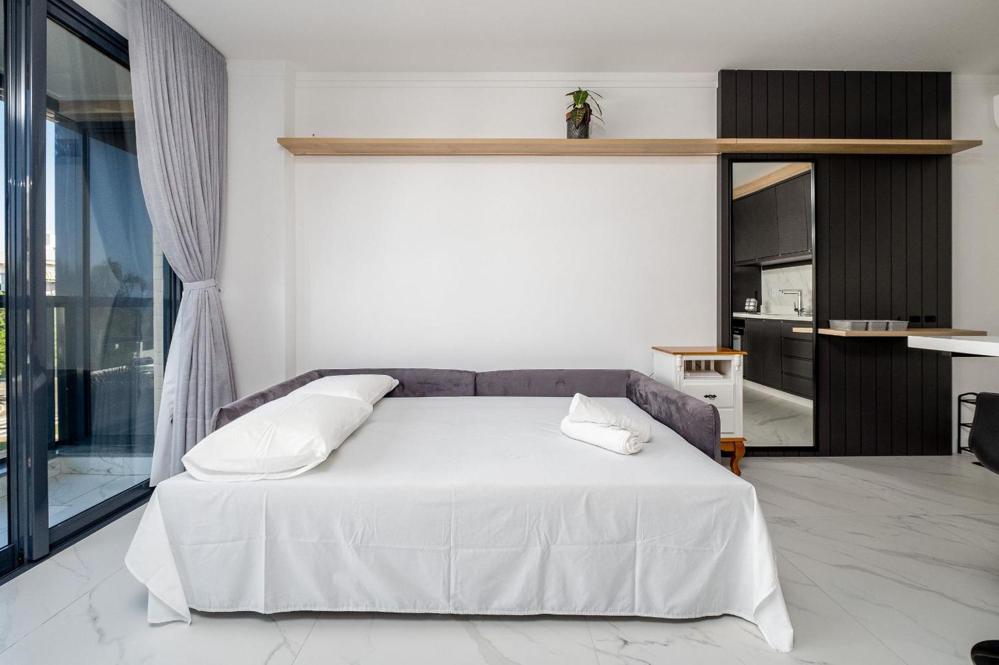 Apartamento Alto Padrao Pe Na Areia Em Floripa Irb205 Florianópolis